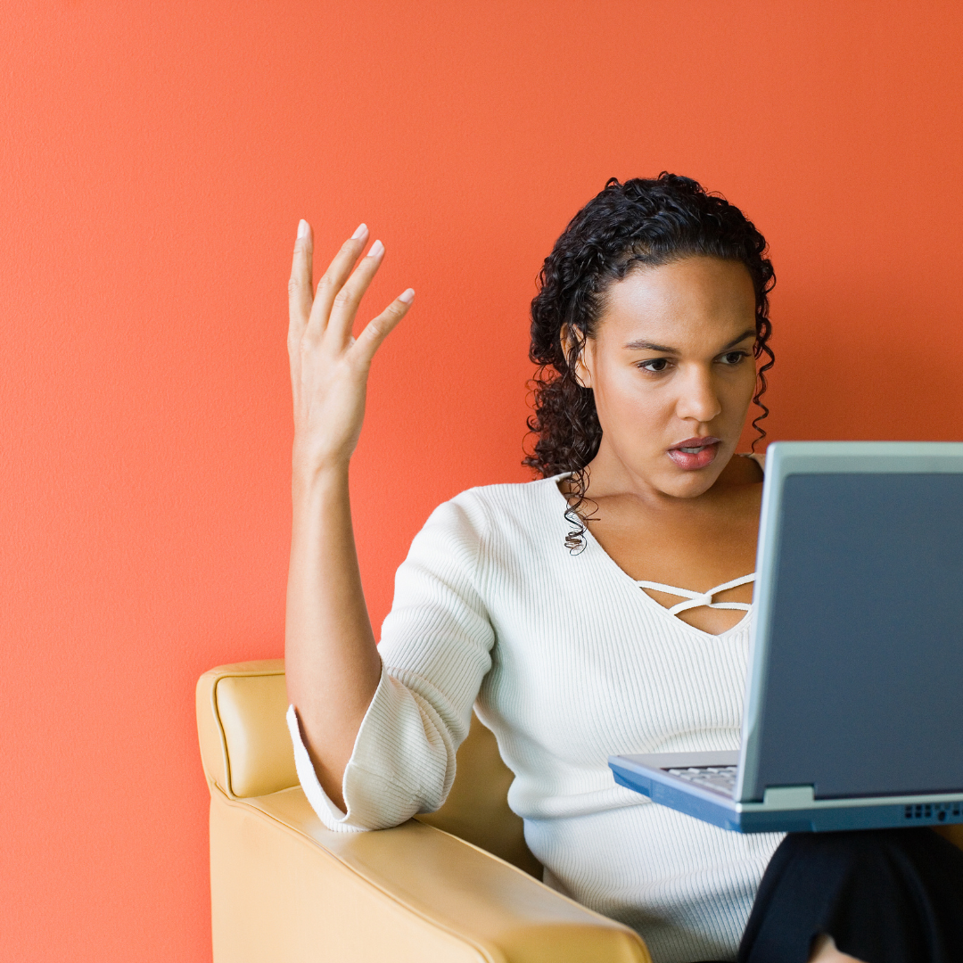 AI-assisted-web-chat-hero-img-1